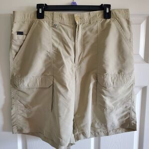 Columbia PFG Omni-Shade Shorts Mens Size 40 Khaki Fishing Outdoor Lightweight